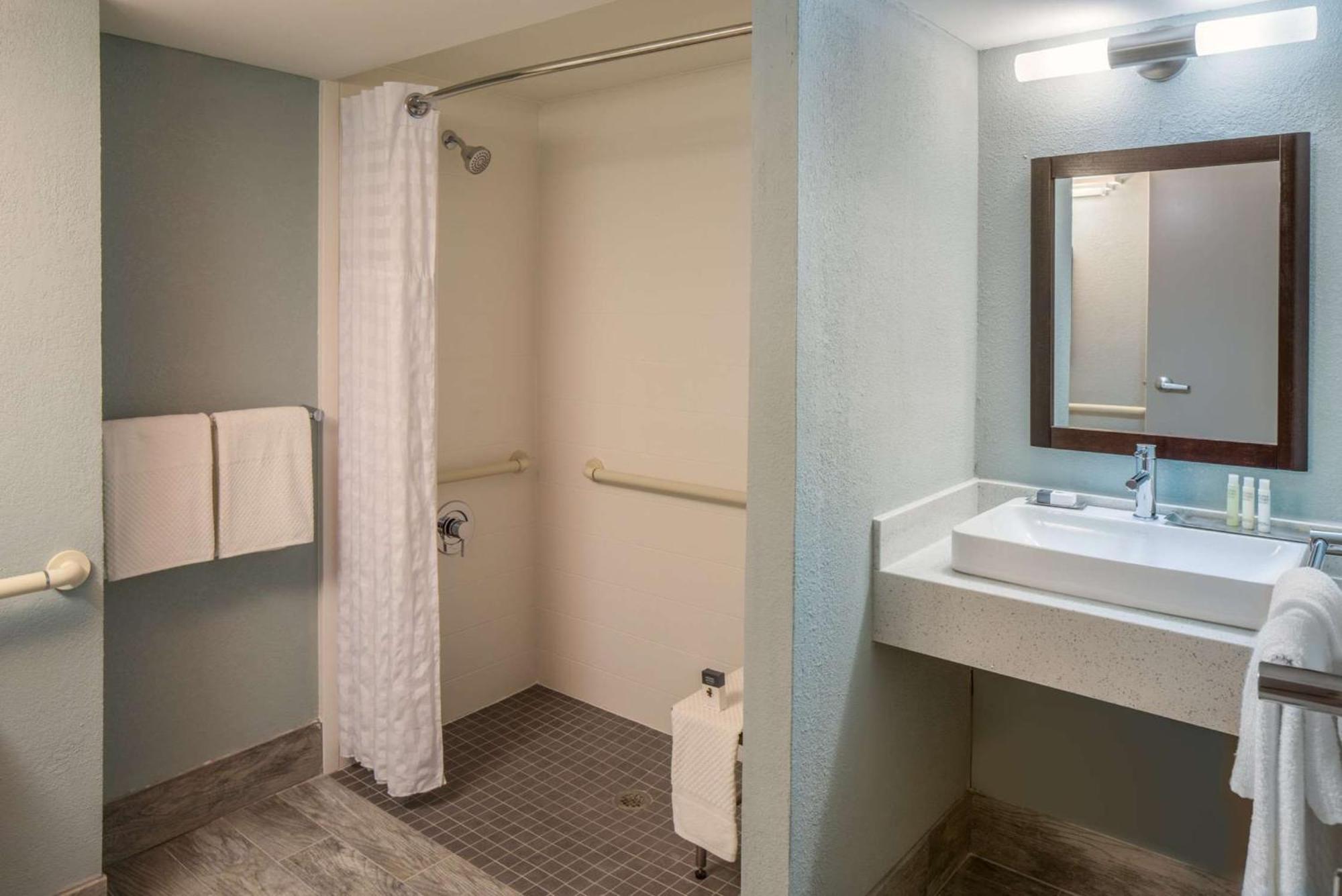 Doubletree By Hilton Austin Northwest - Arboretum Dış mekan fotoğraf