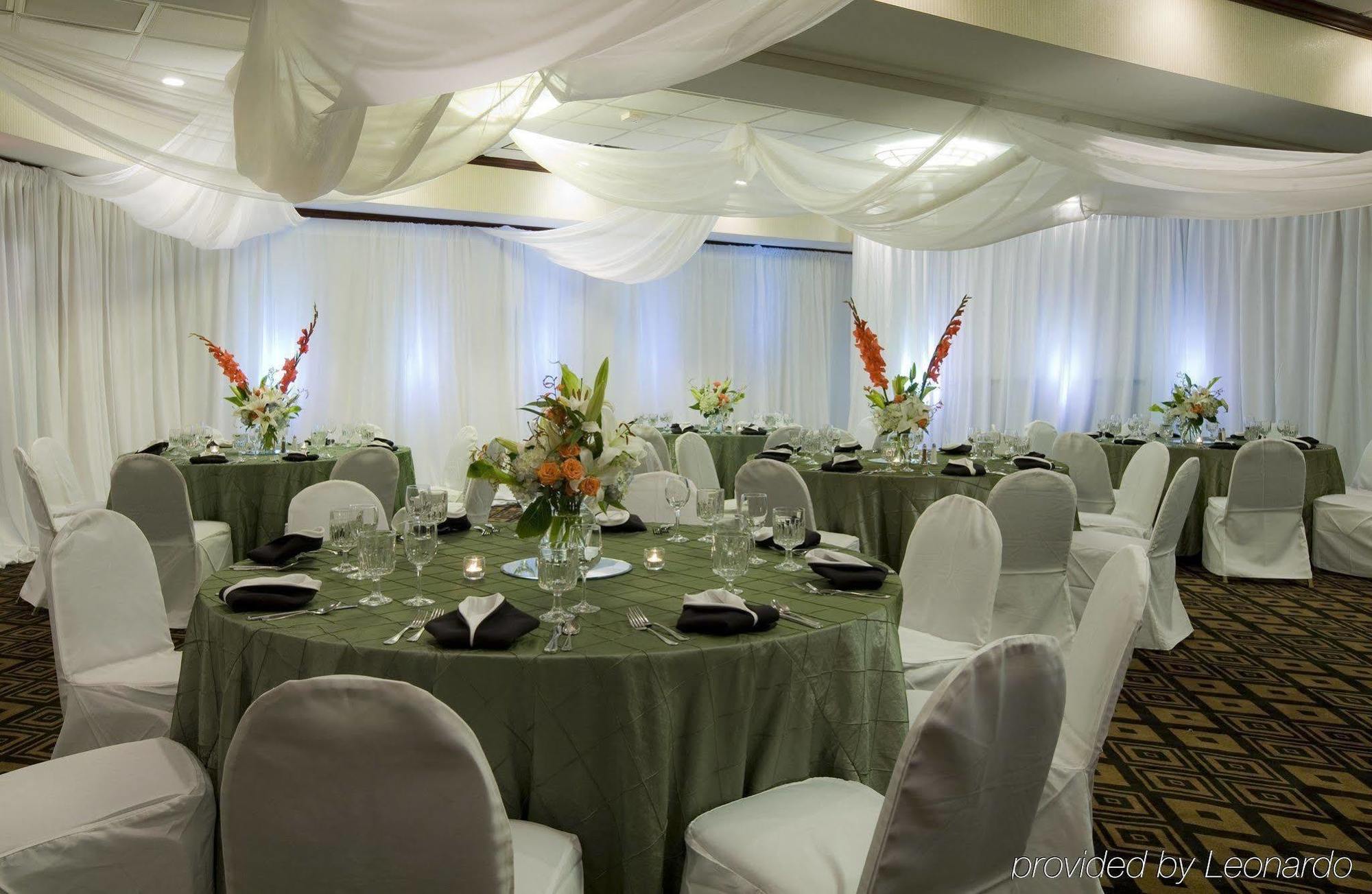 Doubletree By Hilton Austin Northwest - Arboretum Restoran fotoğraf